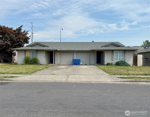 143 Balboa Loop, Kelso, WA, 98626-1874 | Card Image