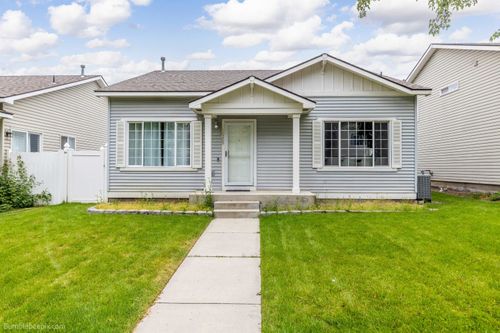10209 E 17th Ln, Spokane Valley, WA, 99206-3432 | Card Image