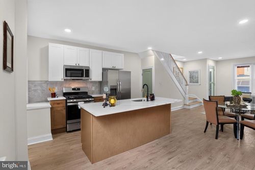 5741 Hunter St, PHILADELPHIA, PA, 19131-3421 | Card Image
