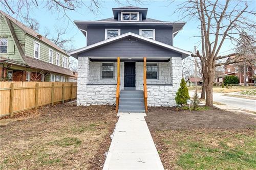 5647 Wayne Ave, Kansas City, MO, 64110-2917 | Card Image