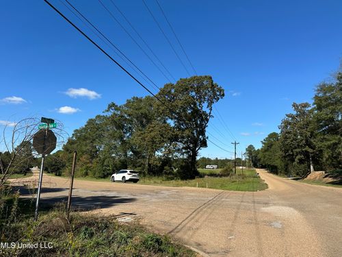 589 Baldwin Rd, Magee, MS, 39111-4355 | Card Image
