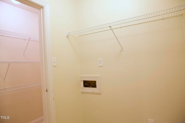 313 Main | Image 19