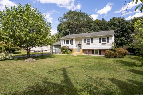 24 Hillside Cir, Brookfield, CT, 06804-1915 | Card Image