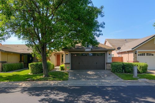 7828 Barnsley Way, Elk Grove, CA, 95757-5113 | Card Image