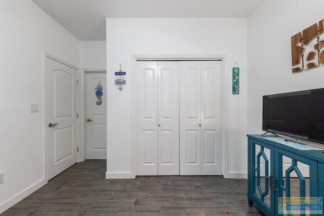 5 - 113 E Pike St, Condo with 2 bedrooms, 2 bathrooms and null parking in South Padre Island TX | Image 12