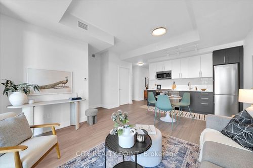 910-664 Spadina Ave, Toronto, ON, M5S2H7 | Card Image