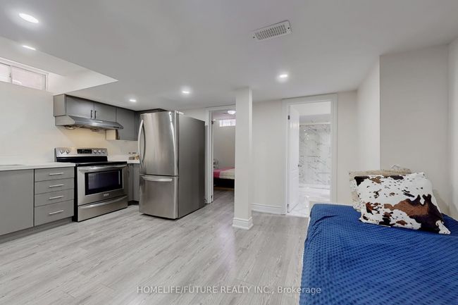 83 Dandelion Rd, House attached with 5 bedrooms, 4 bathrooms and 2 parking in Brampton ON | Image 24