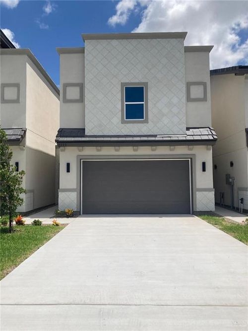 2223 Dorado Dr, Mission, TX, 78573-8504 | Card Image