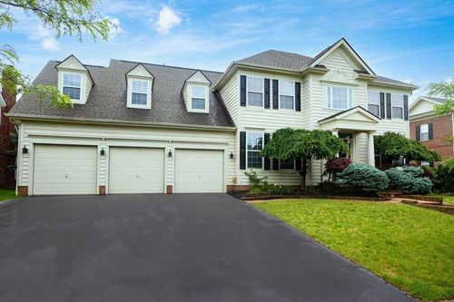 7200 Fernridge Dr, New Albany, OH, 43054-8423 | Card Image