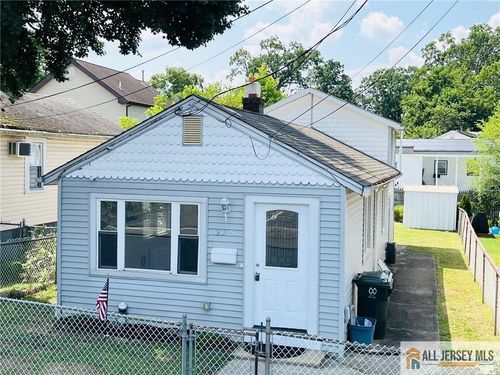 295 Norwood Ave, South Amboy, NJ, 08879-2758 | Card Image