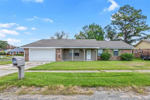 2108 Pear St Street, DeRidder, LA, 70634 | Card Image