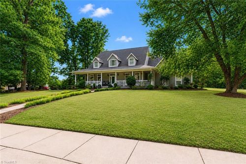 208 Monk Ct, North Wilkesboro, NC, 28659-7406 | Card Image