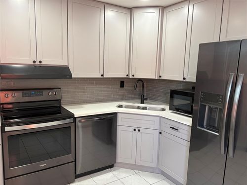 5812 Nw 16th St, Sunrise, FL, 33313-5446 | Card Image