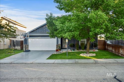 7579 W Middle Fork St, Boise, ID, 83709-6090 | Card Image
