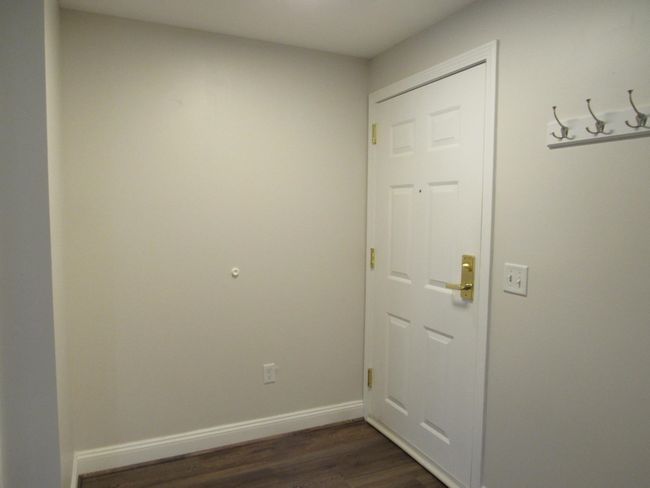 UNIT-100 - 4 Crestview Cir, Condo with 2 bedrooms, 2 bathrooms and null parking in Londonderry NH | Image 12