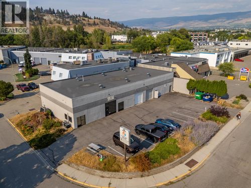 4-2300 Hunter Rd, Kelowna, BC, V1X6C1 | Card Image