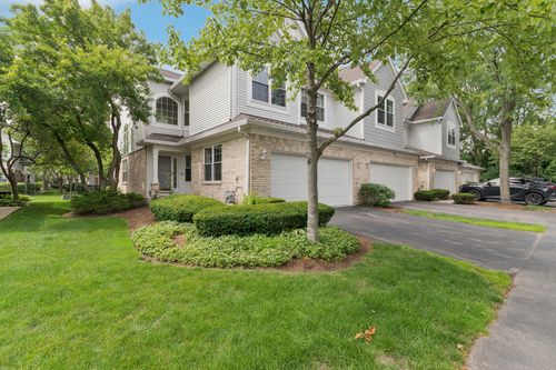 122 Bay Dr, Itasca, IL, 60143-1295 | Card Image