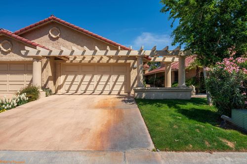 41444 Woodhaven Dr E, Palm Desert, CA, 92211-8185 | Card Image