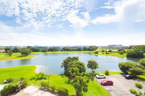 apt-401-9682 Fontainebleau Blvd, Miami, FL, 33172-4121 | Card Image