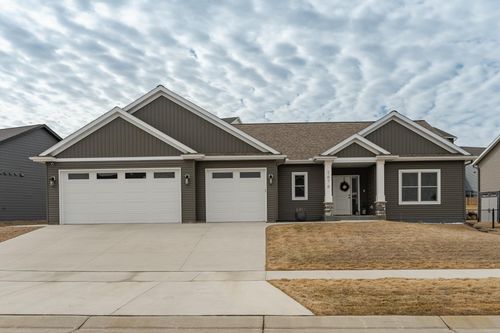 1676 Brandt Dr Ne, Byron, MN, 55920-1650 | Card Image