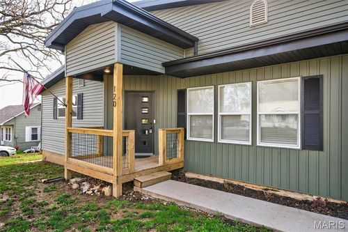 120 Preston St, Crocker, MO, 65452-8251 | Card Image