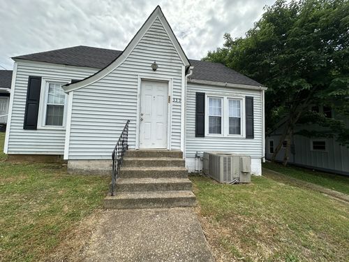 339 E Washington St, Pulaski, TN, 38478-2925 | Card Image