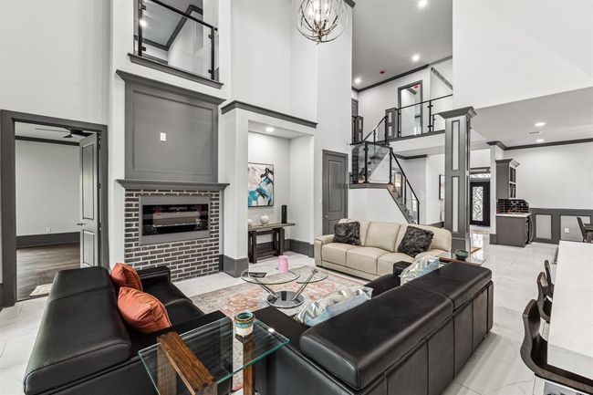 3954 Charleston St, House other with 4 bedrooms, 5 bathrooms and null parking in Houston TX | Image 6