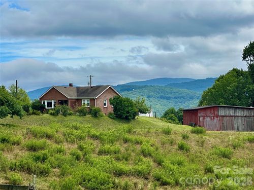 580 Russ Norris Heaton Road, Elk Park, NC, 28622 | Card Image