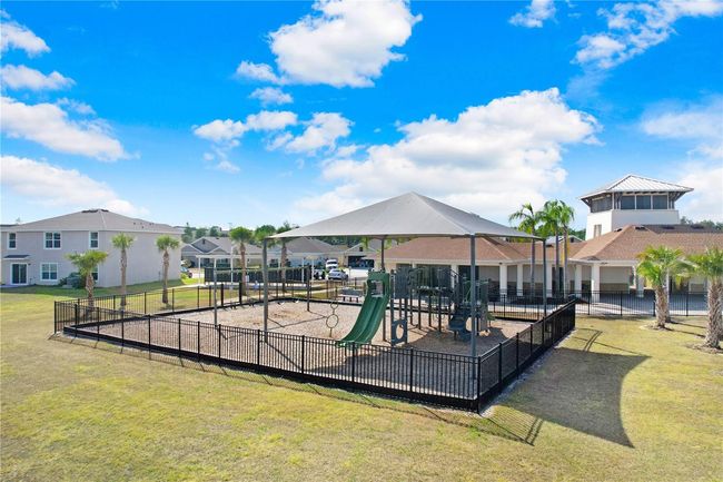 7929 Sail Clover Ln, House other with 3 bedrooms, 2 bathrooms and null parking in ZEPHYRHILLS FL | Image 33