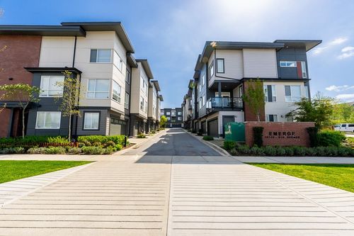 11-20134 81a Ave, Langley, BC, V2Y4L4 | Card Image