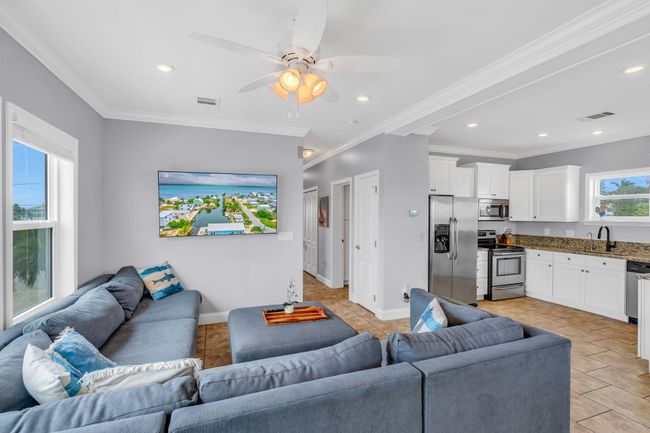 5-web-or-mls-31507 Ave E - High Exposure | Image 14