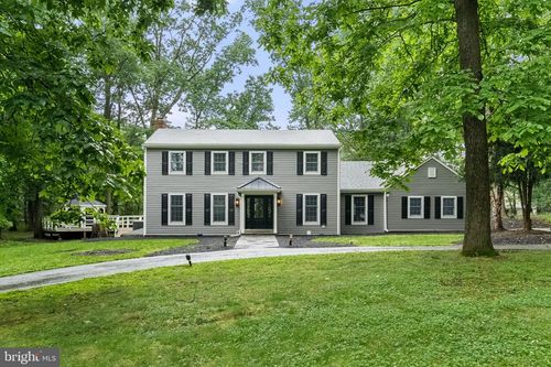 1105 Tinkerhill Ln, MALVERN, PA, 19355-7605 | Card Image