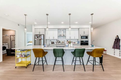 1303-33 Carringham Gate Nw, Calgary, AB, T3P2H6 | Card Image