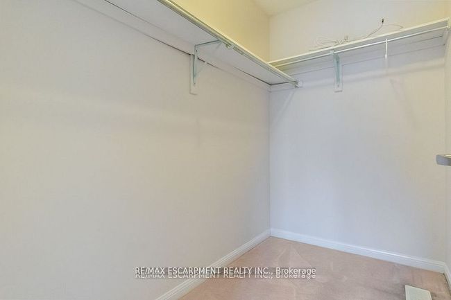 255 Monaghan Cres, House other with 4 bedrooms, 3 bathrooms and 2 parking in Milton ON | Image 41
