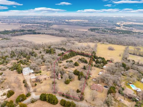 810 Truman Cir, Lancaster, TX, 75146-9731 | Card Image