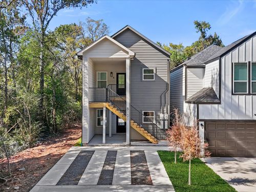 8101 Venus St, Houston, TX, 77088-5747 | Card Image