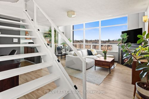 421-200 Manitoba Street, Etobicoke, ON, M8Y3Y9 | Card Image