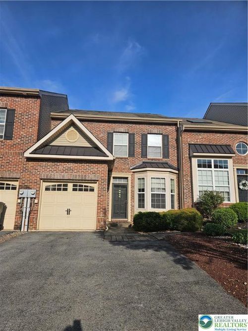 311 Blue Sage Dr, ALLENTOWN, PA, 18104-8204 | Card Image