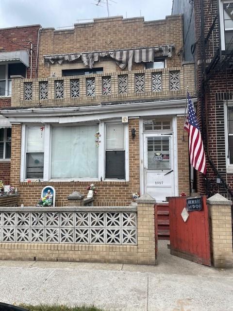 67th St, Brooklyn, NY 11219