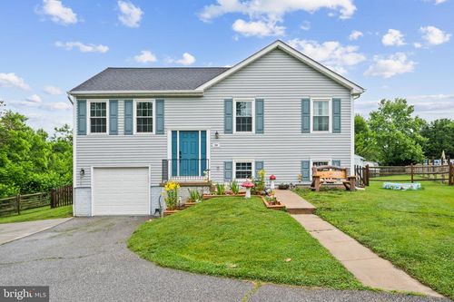 79 Crimson Ave, TANEYTOWN, MD, 21787-2171 | Card Image