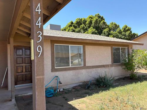 4439 W 16th Pl, Yuma, AZ, 85364-4817 | Card Image