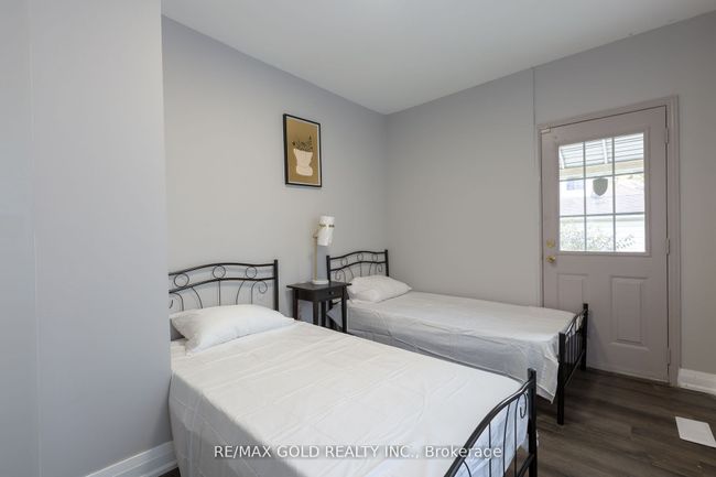 1343 Lillian Ave, House other with 3 bedrooms, 2 bathrooms and 3 parking in Windsor ON | Image 17