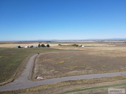 L6 BLK 2 Ice Tong Ln, Ashton, ID, 83420 | Card Image