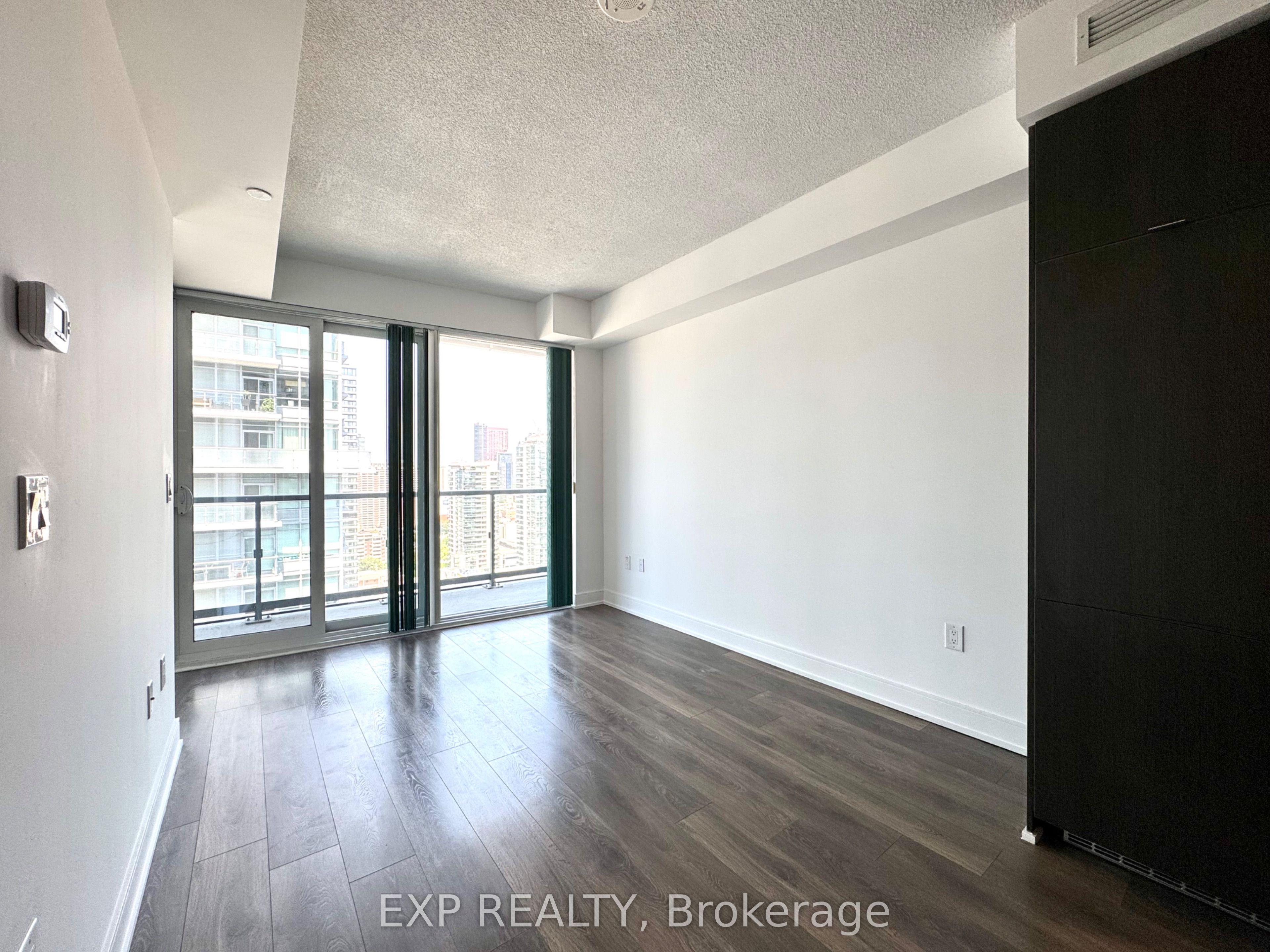 Residential Lease in Toronto C08 2