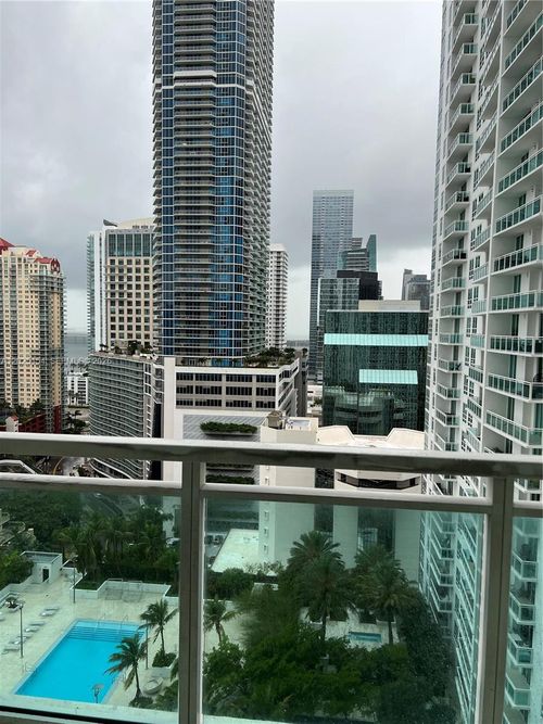 2303-950 Brickell Bay Dr, Miami, FL, 33131-3953 | Card Image