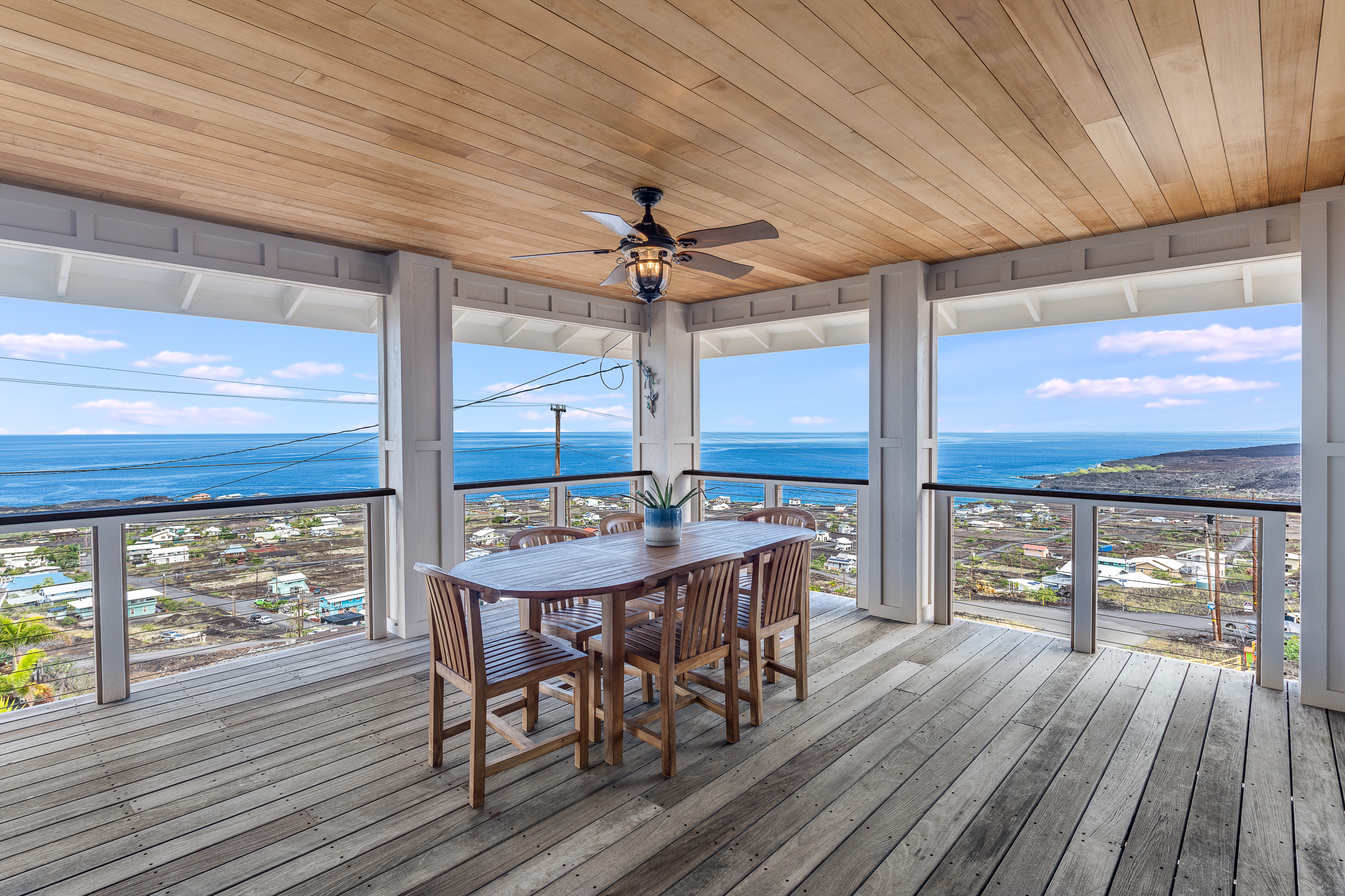 Milolii Rd, Captain Cook, HI 96704