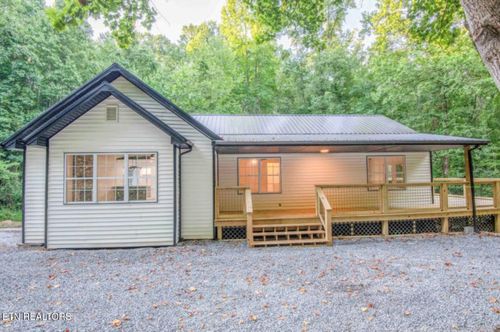 3952 Blazier Rd, Rockford, TN, 37853-3500 | Card Image