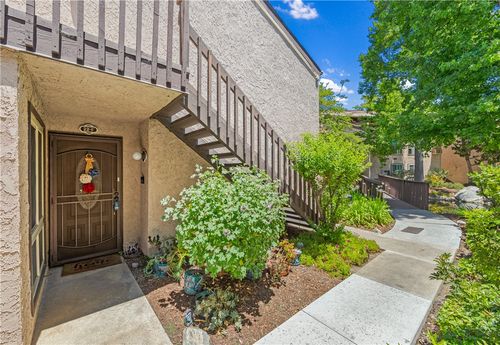 22f-7890 E Spring St, Long Beach, CA, 90815 | Card Image