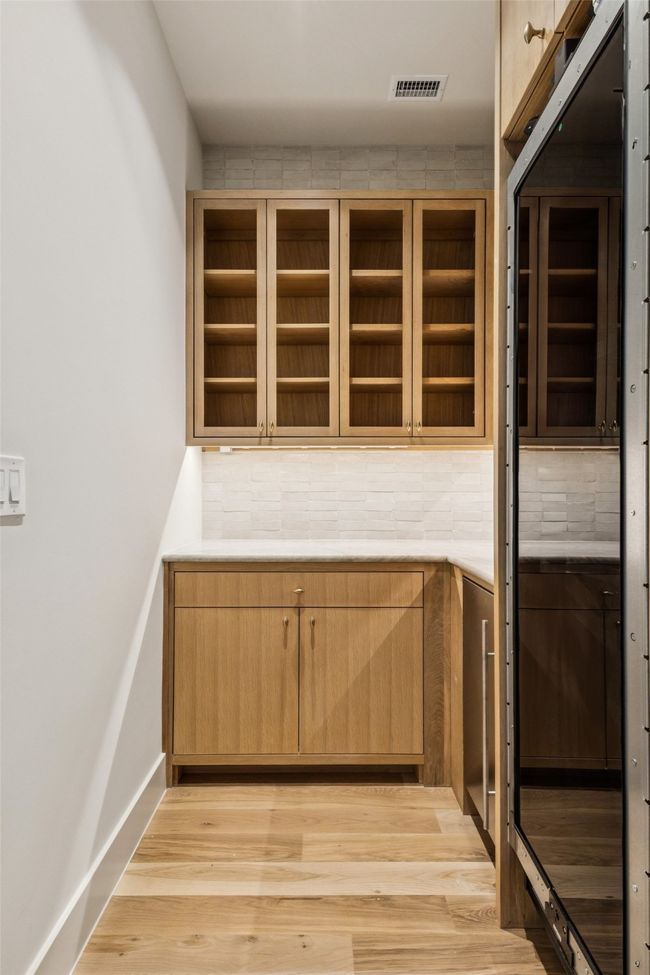 6707 Anita St, House other with 5 bedrooms, 7 bathrooms and null parking in Dallas TX | Image 19