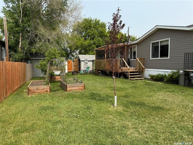 3 - 404 8 Th Ave E, House other with 3 bedrooms, 2 bathrooms and 2 parking in Watrous SK | Image 37